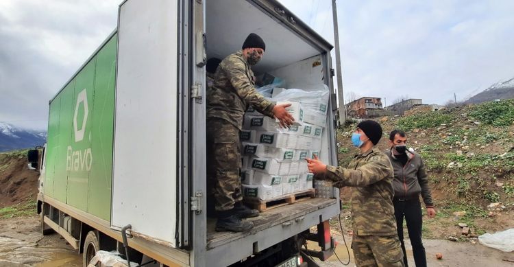 On the initiative of Mehriban Aliyeva, the Heydar Aliyev Foundation and the Bravo supermarket chain have launched a campaign in support of servicemen in the liberated territories - PHOTO