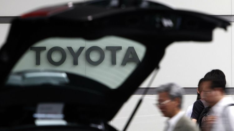 Toyota приостанавливает работу заводов в Британии и Франции