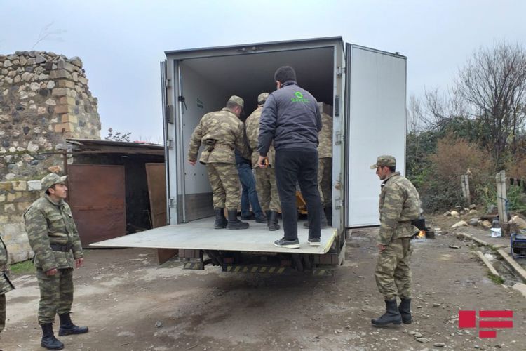 Проходящим службу в Зангилане солдатам и офицерам доставлены посылки с продуктами питания, средствами личной гигиены - ФОТО