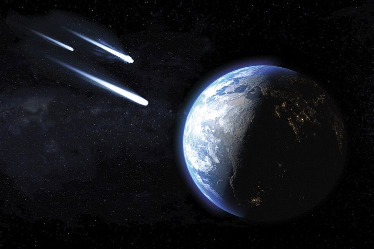 Üç "potensial təhlükəli" asteroid Yerə yaxınlaşır