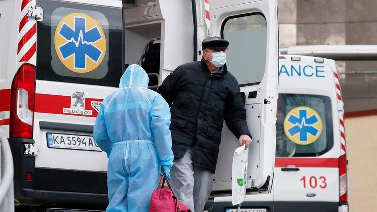 В Украине число случаев коронавируса превысило 1 млн