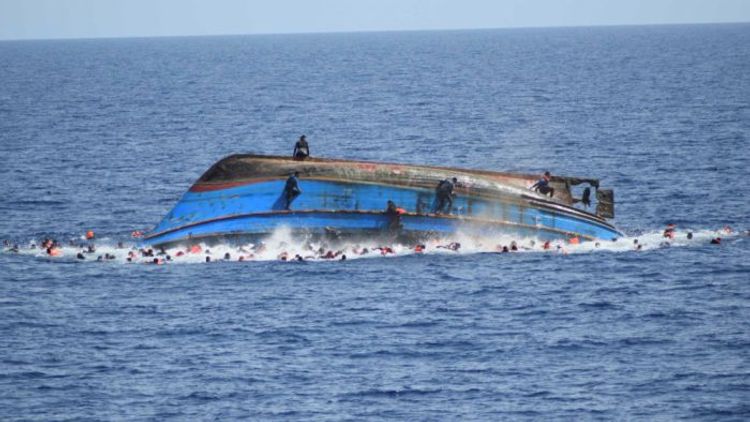 Не менее 20 нелегальных мигрантов погибли при крушении лодки у берегов Туниса
