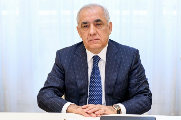 Али Асадов поздравил Георгия Гахария с переизбранием на пост премьер-министра Грузии