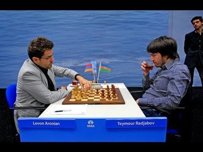 Азербайджанский гроссмейстер Теймур Раджабов вновь сыграет с Левоном Ароняном