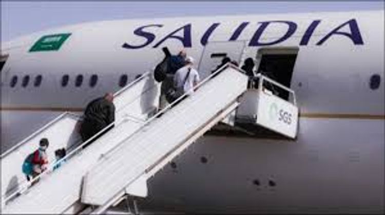 Saudi lifts flight ban out of kingdom for non-Saudis