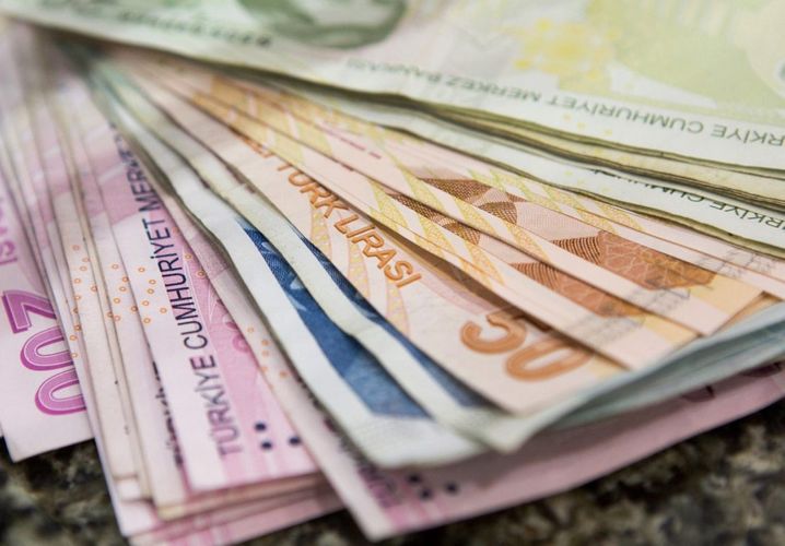 Türkiyədə minimum əməkhaqqı 2 825 lirəyə çatdırılıb