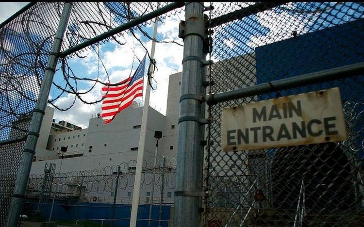 В тюрьме в США произошла перестрелка