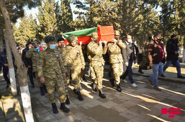 Vətən müharibəsində şəhid olmuş baş leytenant Mikayıl Məmmədzadə Sumqayıtda dəfn edilib