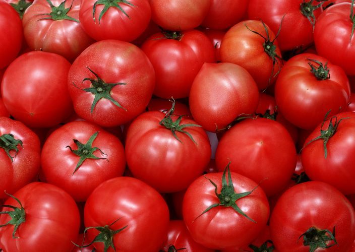 Safety of tomatoes, sent from Azerbaijan to Russia, to be accompanied with laboratory test protocols 