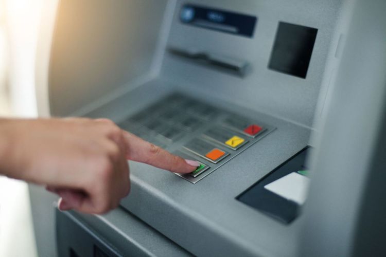 В Шуше установлены первый банкомат и платежный терминал