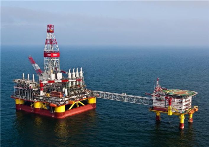 Lukoil produces more than 7 million tons of oil from two fields in the Caspian Sea this year