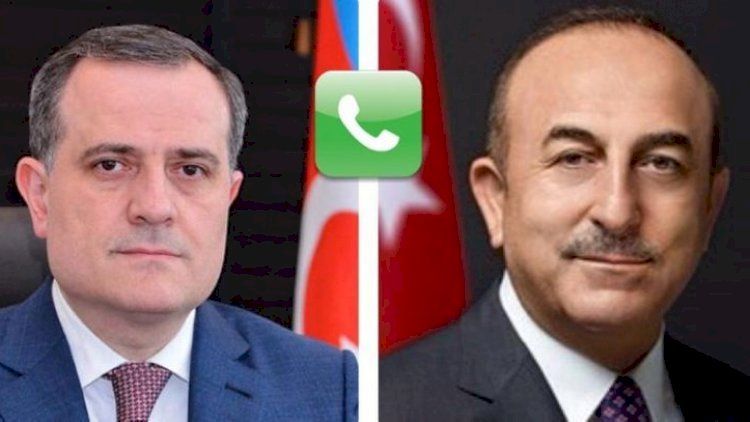 Azərbaycan və Türkiyə xarici işlər nazirləri arasında telefon danışığı olub