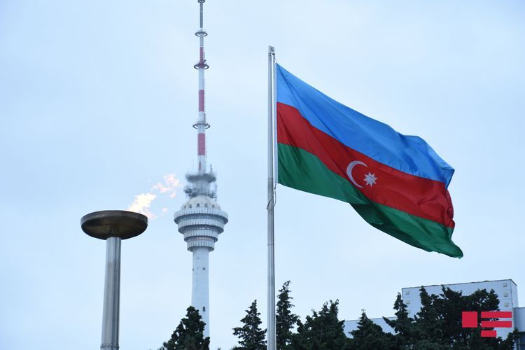 В Азербайджане начинаются 5-дневные каникулы в связи с Новым годом