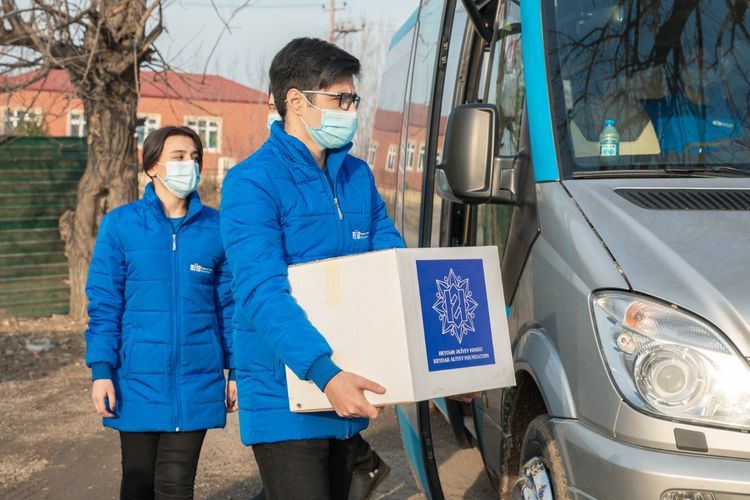 Heydar Aliyev Foundation sends holiday gifts to about 100,000 families