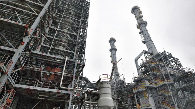 Беларусь заключила контракт на поставку азербайджанской нефти