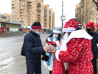 AMOR və Vahid Rusiyanın Gənclər Qvardiyası Moskvada birlikdə xeyriyyə aksiyası keçiriblər - FOTO