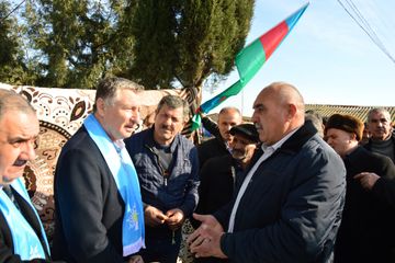 ® Məşhur Məmmədovun seçicilərlə görüşləri davam edir 