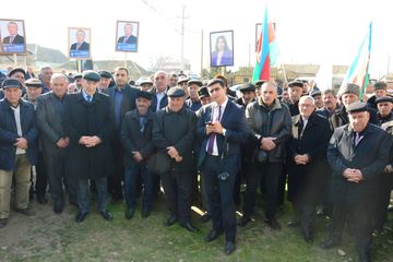 ® Məşhur Məmmədovun seçicilərlə görüşləri davam edir 