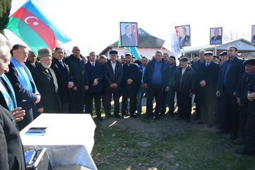 ® Məşhur Məmmədovun seçicilərlə görüşləri davam edir 