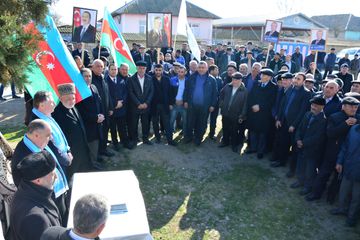® Məşhur Məmmədovun seçicilərlə görüşləri davam edir 
