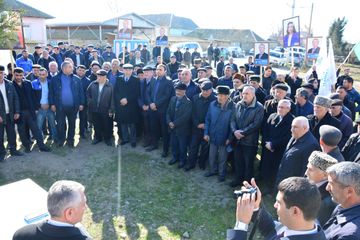 ® Məşhur Məmmədovun seçicilərlə görüşləri davam edir 