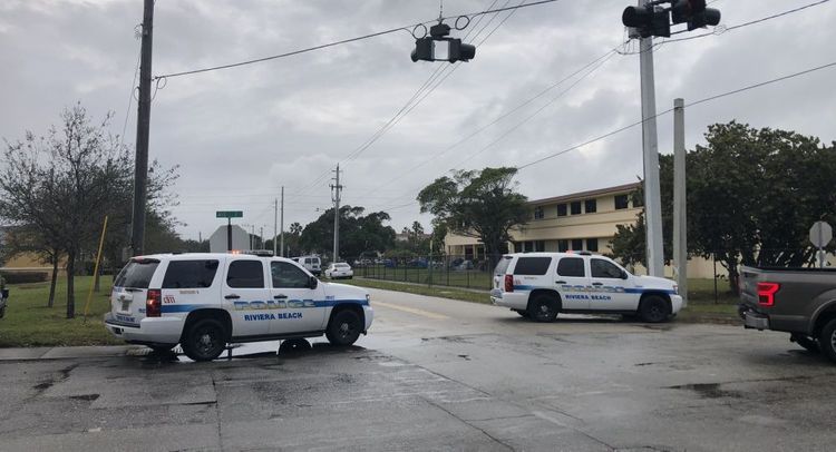 At least 2 killed, 2 injured in shooting near Catholic church in Florida