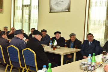 ® Siyavuş Novruzov Babək rayonunun Cəhri kəndində seçicilərlə görüşüb
