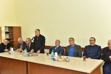 ® Siyavuş Novruzov Babək rayonunun Cəhri kəndində seçicilərlə görüşüb
