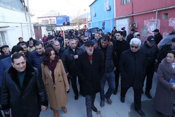 ® Rauf Arifoğlunun Naximov küçəsində seçicilərlə möhtəşəm görüşü - FOTOSESSİYA