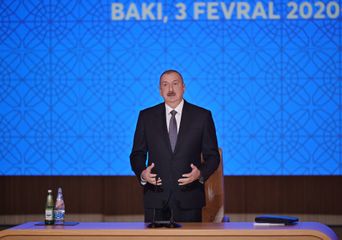 Prezident İlham Əliyev regionların 2019-2023-cü illərdə sosial-iqtisadi inkişafı Dövlət Proqramının icrasının I ilinin yekunlarına həsr olunan konfransda iştirak edib - YENİLƏNİB-1
