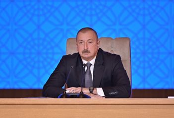 Prezident İlham Əliyev regionların 2019-2023-cü illərdə sosial-iqtisadi inkişafı Dövlət Proqramının icrasının I ilinin yekunlarına həsr olunan konfransda iştirak edib - YENİLƏNİB-1