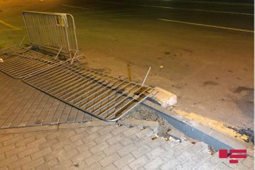 Скончался водитель-полицейский врезавшегося в дерево мотоцикла в Баку  ОБНОВЛЕНО-1-ФОТО-ВИДЕО