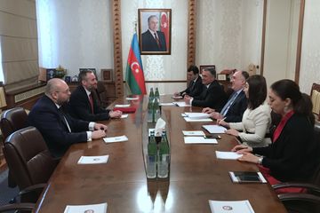 Elmar Məmmədyarov Polşanın Azərbaycana yeni təyin olunmuş səfirini qəbul edib