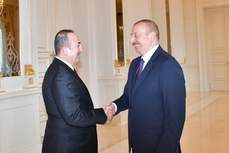 Президент Ильхам Алиев принял Мевлюта Чавушоглу - ОБНОВЛЕНО