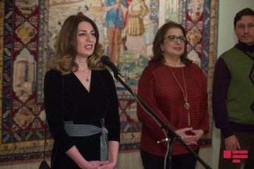 Moskvada “Sovet Azərbaycanının əks-sədası. Xalça. Tikmə. Plakat” adlı sərgi açılıb - FOTO