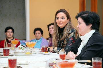 ®Könül Nurullayeva yeniyetmələrə bayram əhvalı bəxş edib - FOTO - VİDEO