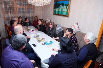 ®Könül Nurullayeva yeniyetmələrə bayram əhvalı bəxş edib - FOTO - VİDEO