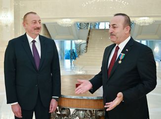 Президент Ильхам Алиев принял Мевлюта Чавушоглу - ОБНОВЛЕНО