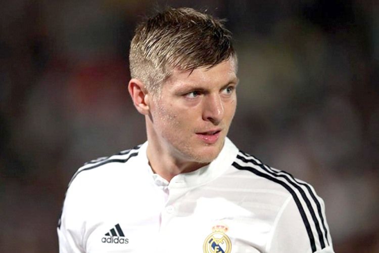 Toni Kroos karyerasını bitirəcəyi vaxtı açıqlayıb
