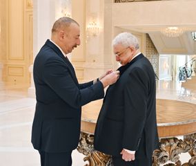 Prezident İlham Əliyev Mixail Qusmana “Şərəf” ordenini təqdim edib - YENİLƏNİB