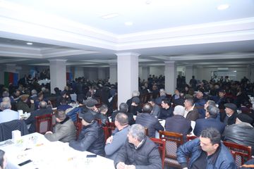  ® 35 saylı Xətai üçüncü Seçki Dairəsindən deputatlığa namizəd Rauf Arifoğlu seçkinin taleyini həll edəcək böyük görüş keçirib