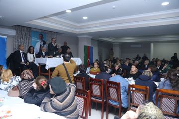  ® 35 saylı Xətai üçüncü Seçki Dairəsindən deputatlığa namizəd Rauf Arifoğlu seçkinin taleyini həll edəcək böyük görüş keçirib