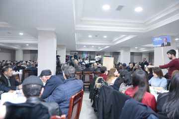  ® 35 saylı Xətai üçüncü Seçki Dairəsindən deputatlığa namizəd Rauf Arifoğlu seçkinin taleyini həll edəcək böyük görüş keçirib