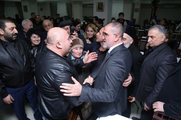  ® 35 saylı Xətai üçüncü Seçki Dairəsindən deputatlığa namizəd Rauf Arifoğlu seçkinin taleyini həll edəcək böyük görüş keçirib