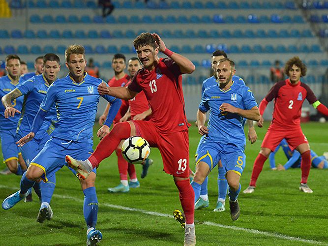 Azərbaycan yığmasına 24 futbolçu çağırılıb