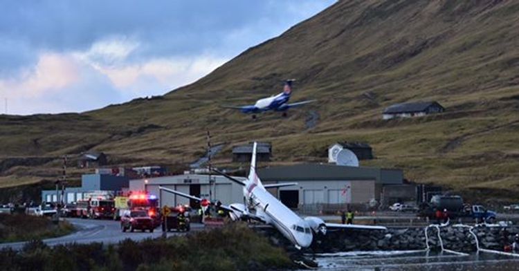 На Аляске пять человек погибли при крушении самолета