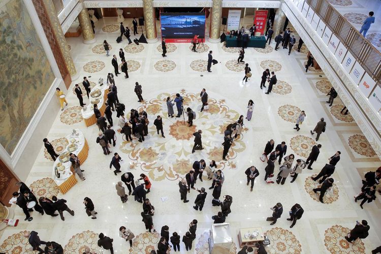Coronavirus hits trade fairs, conferences