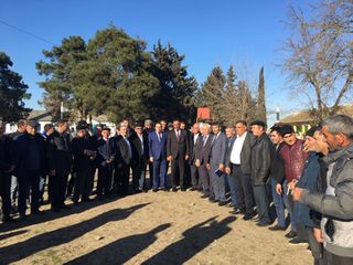 ® Elman Nəsirov Cəlilabad rayonunun Təzəkənd, Zubanlı, Üçtəpə və Cəfərxanlı kəndlərindən olan seçicilərlə görüşüb
