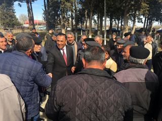 ® Elman Nəsirov Cəlilabad rayonunun Təzəkənd, Zubanlı, Üçtəpə və Cəfərxanlı kəndlərindən olan seçicilərlə görüşüb