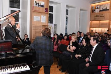 Qara Qarayevin Ev Muzeyində Polad Bülbüloğlu ilə görüş olub - FOTOSESSİYA